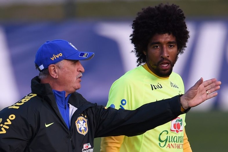 Felipo vive um dilema na vspera da partida contra a Alemanha: definir o substituto de Neymar