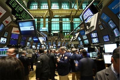 Wall Street fecha em alta 