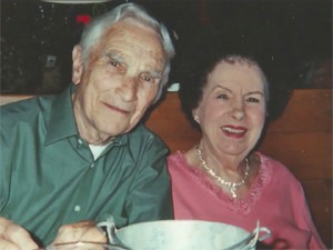 Msica de despedida feita por vivo de 96 anos entra na parada dos EUA
