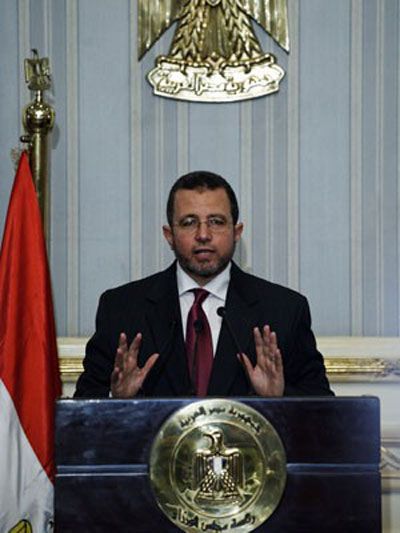 Premi do Egito diz que economia e segurana so prioridades