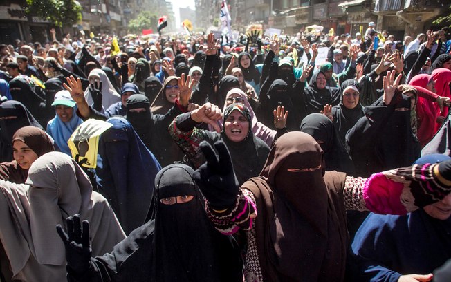 Egito: Manifestantes protestam. Violncia deixa 4 mortos