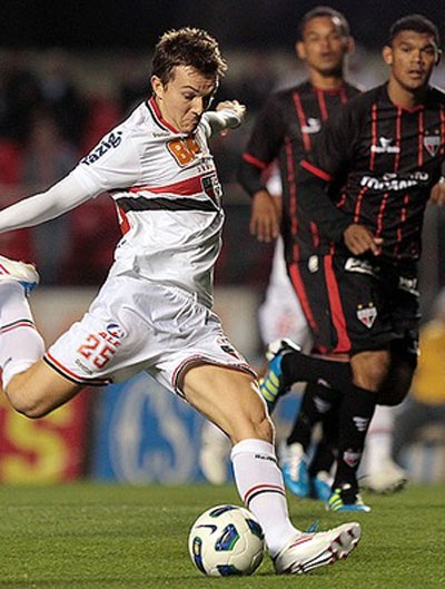 Dagoberto participa de mais de 40% dos gols do Tricolor