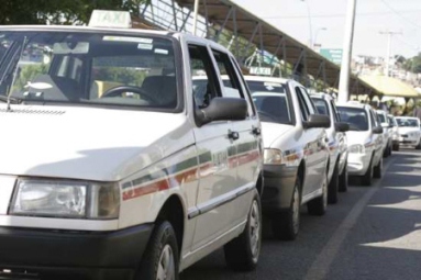 Carro novo: Taxista ter crdito de at R$ 600mil para vecu