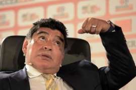 Maradona diz que CR7 est um nvel acima de Messi atualmente