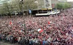 Andr Bahia grava festa do Feyenoord