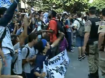 Cinco pessoas so detidas durante manifestao em BH