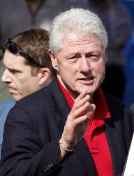 Ex-presidente dos EUA Bill Clinton  operado em Nova York 