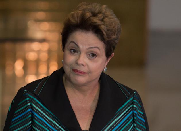 Dilma segue conselho de Lula e deve 