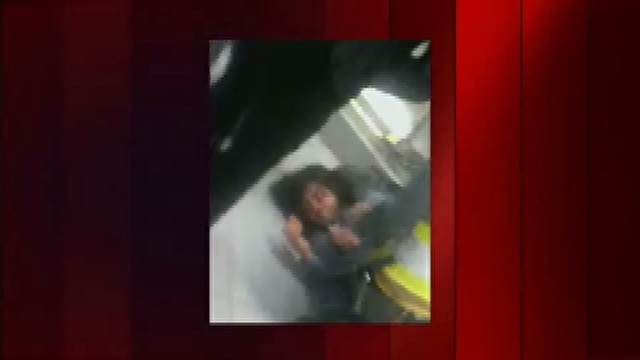 Estudante afirma que foi agredida por segurana no metr de So Paulo