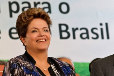 Oramento sancionado por Dilma prev alta de 4,5% do PIB