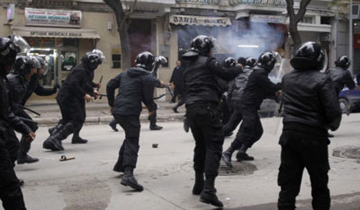 Polcia dispersa protesto de islmicos conservadores na Tunsia