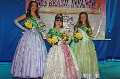 Paulista de 8 anos  eleita Miss Brasil Infantil