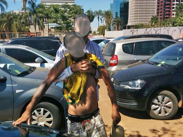 Publicitrio tira foto com ladro aps filmar furto ao prprio carro no DF
