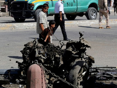 Srie de atentados mata 71 e fere 200 em Bagd e arredores