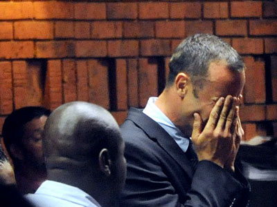 Queremos respostas, diz me de namorada de Oscar Pistorius