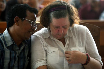 Britnica de 56 anos condenada  morte por trfico de cocana em Bali