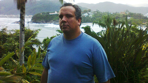 Jornalista e blogueiro  morto a tiros no litoral de SP