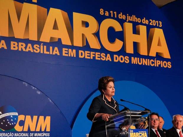 Dilma libera R$ 3 bi para municpios custearem sade e educao