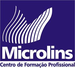 Microlins inaugura escola em Maratazes