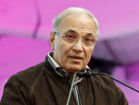 Sob presso, primeiro-ministro do Egito renuncia