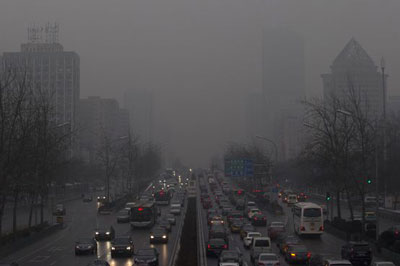 Internaes aumentam 20% em Pequim devido  forte poluio  