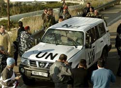 Bomba fere dois soldados de paz da ONU no Lbano 