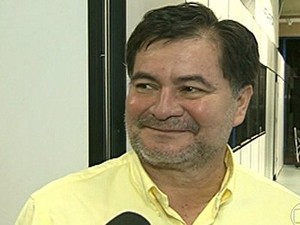 Senador boliviano Roger Pinto suspende ida ao Senado