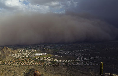 Tempestade de areia cobre Phoenix