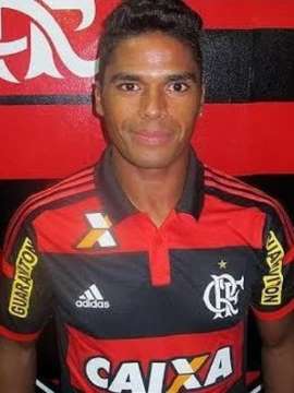 Flamengo anuncia contratao de Almir, ex-Botafogo e destaqu