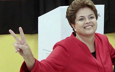 Equipe de Dilma promete manter trip da estabilidade