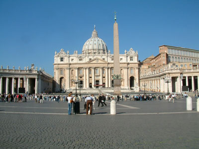 Vaticano anuncia priso por posse de documentos secretos