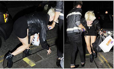 Com salto exagerado, Pixie Geldof leva tombo na rua