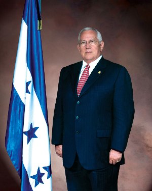 Presidente interino de Honduras afasta-se temporariamente nesta quarta-feira (25)