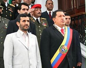 Mahmoud Ahmadinejad chega  Venezuela  