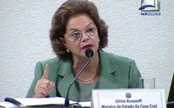 Dilma nega que pasta tenha montado dossi com gastos 