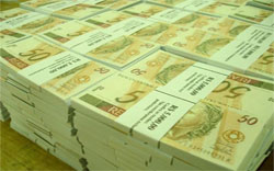 PM absolvido em chacina vai receber R$ 100 mil