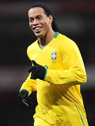 Ronaldinho Gacho  convocado e volta  Seleo 