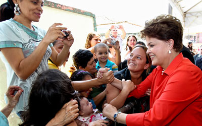 Dilma diz que quer transformar crise em 