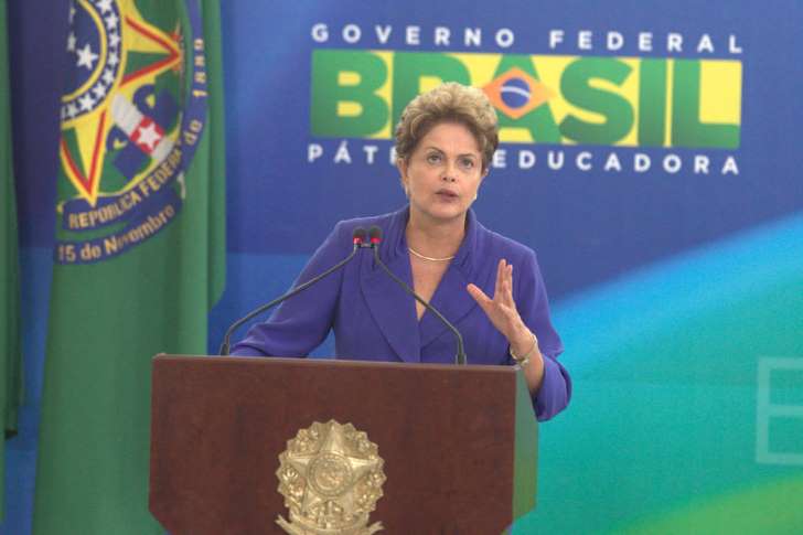 Dilma anuncia pacote anticorrupo e diz ter 