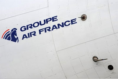Brasileiros identificam 11 corpos do voo 447 da Air France 