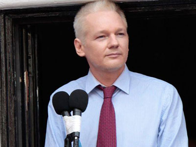 Baltasar Garzn planeja levar Assange  Corte Internacional