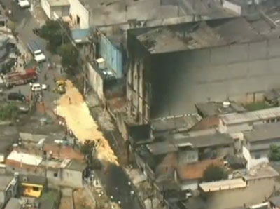 Moradores atingidos por incndio em Diadema se renem com Defesa Civil