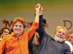 Lula e Dilma fazem comcio de encerramento da campanha em SP