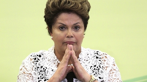 Wall Street aponta riscos para o Brasil em 2015