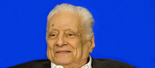Humorista, roteirista e diretor Max Nunes morre aos 92 anos no Rio